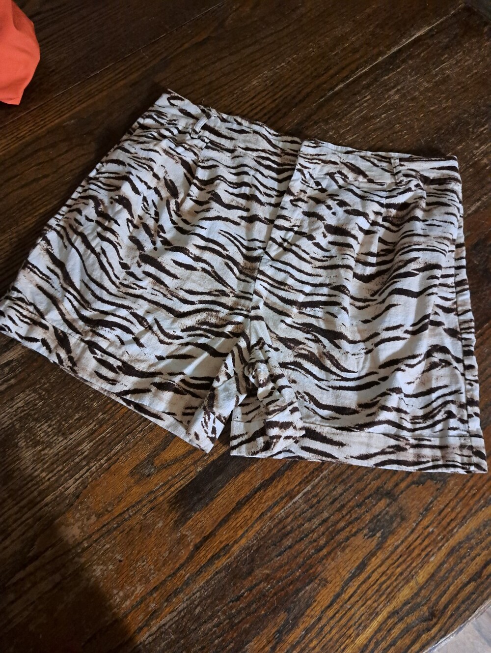 Size 14 INC International Concepts Linen Animal Print Shorts Casual Pockets